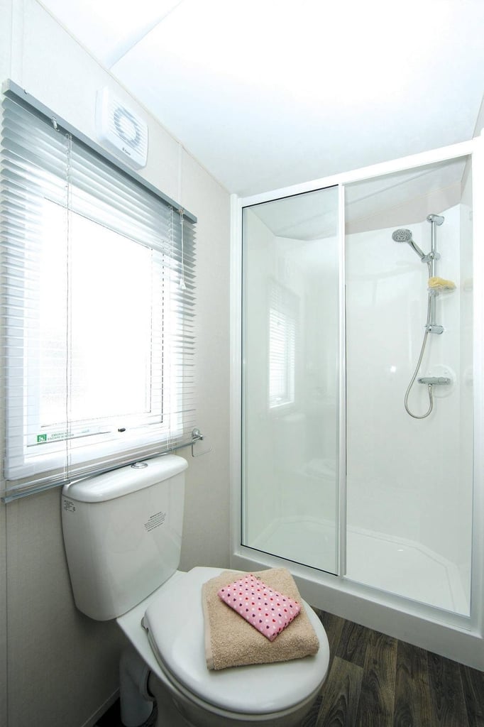 NEW Sunrise Saffron Lodge 39x13 | 2 bed | Full Winterpack | OFF SITE Mobile Home