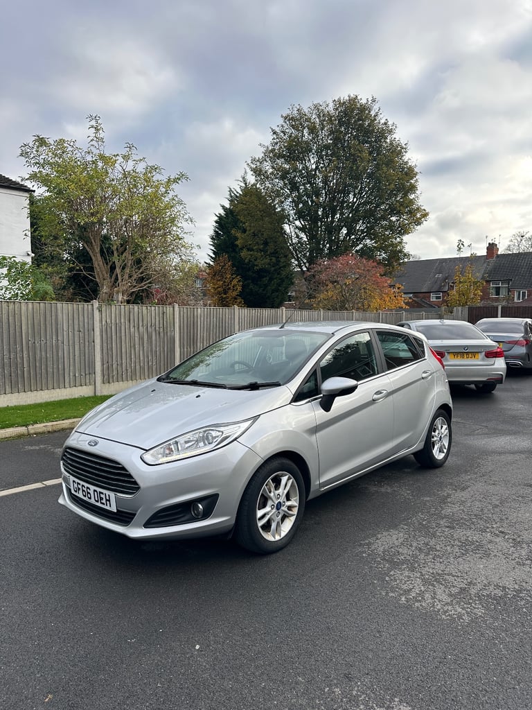 Ford, FIESTA, Hatchback, 2016, Manual, 1498 (cc), 5 doors