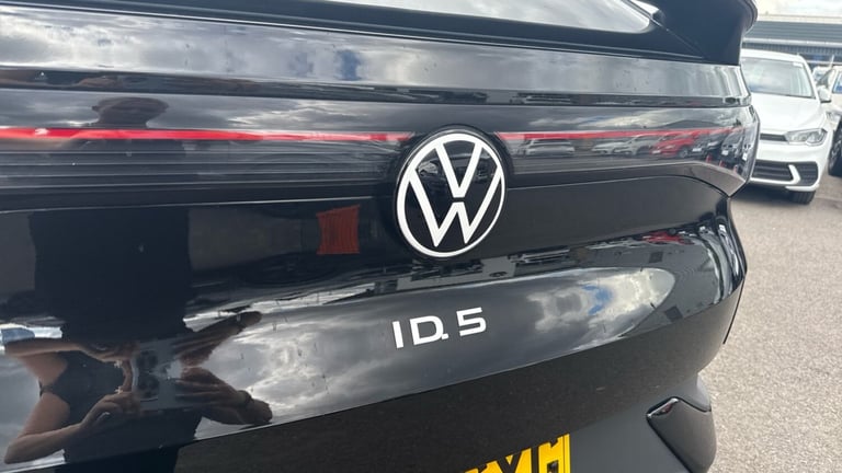 2025 Volkswagen ID.5 210kW Tech Pro 77kWh 5dr Auto Electric Coupe Coupe Electric Automatic