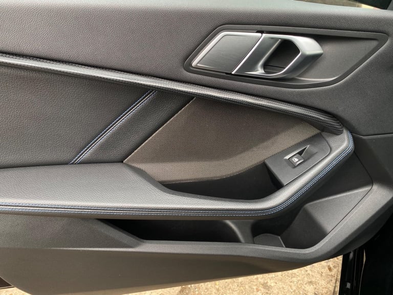 2023 BMW 1 Series 2.0 M135i Auto xDrive Euro 6 (s/s) 5dr HATCHBACK Petrol Automatic