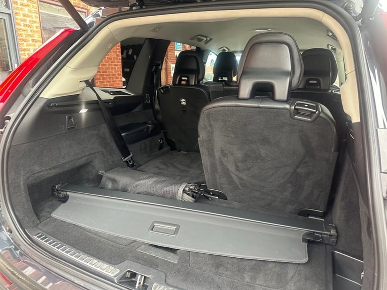 2020 Volvo XC90 2.0 B5 MHEV Momentum SUV 5dr Petrol Hybrid Auto 4WD Euro 6 (s/s) (250 ps) Automatic