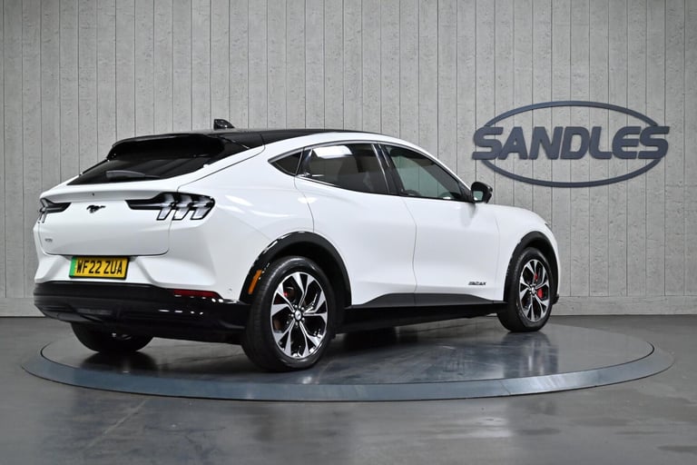 2022 Ford Mustang Mach-E Extended Range 91kWh AWD 5dr HATCHBACK Electric Automatic