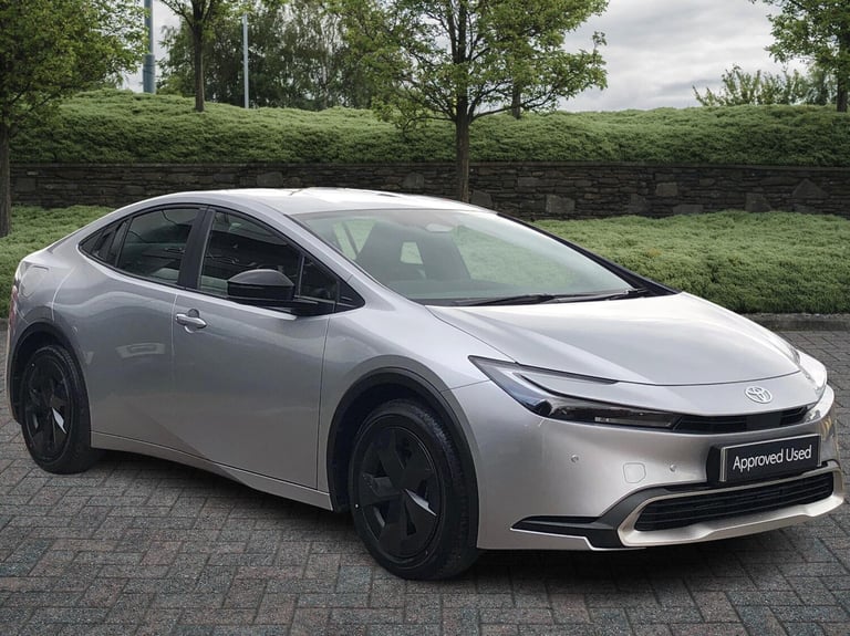 2025 Toyota Prius 2.0 PHEV Design 5dr CVT HATCHBACK PETROL/ELECTRIC Automatic