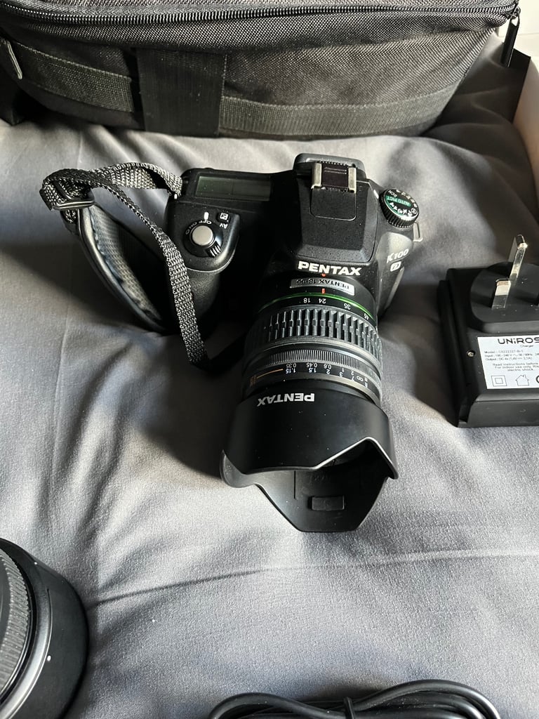 Vintage digital camera, mint condition 