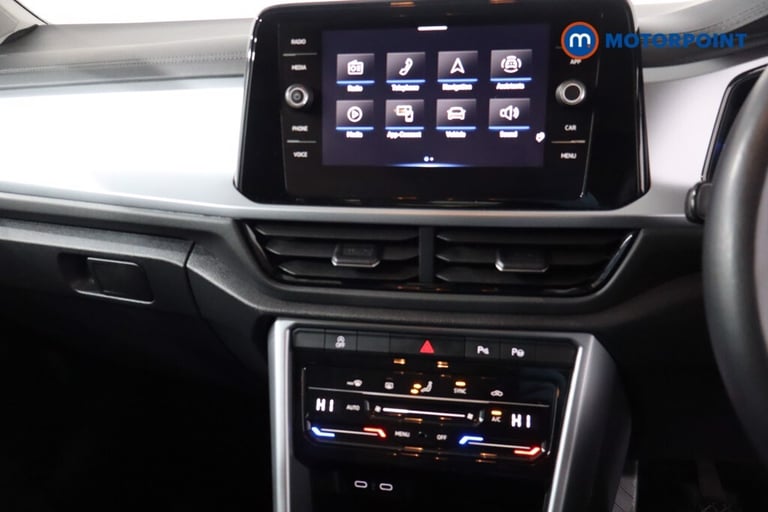 2022 Volkswagen T-Roc 1.0 TSI Life 5dr SUV Petrol Manual