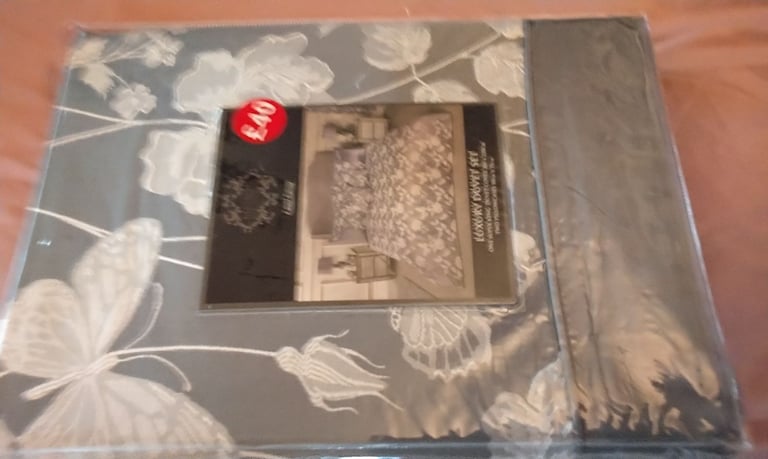 Lux Double duvet cover set new 