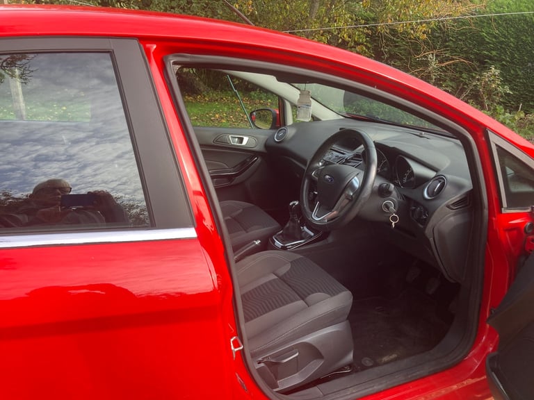 Ford, FIESTA, Hatchback, 2017, Manual, 1241 (cc), 5 doors