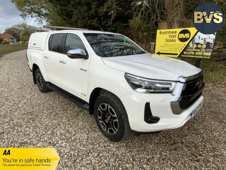 image for 2021 Toyota Hilux 2.4 D-4D Invincible Pickup Double Cab 4dr Diesel Manual 4WD Euro 6 (s/s) (1 PIC...