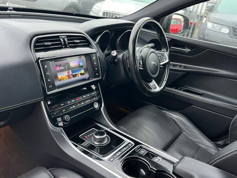 2017 Jaguar XE 2.0d R-Sport Auto Euro 6 (s/s) 4dr Saloon Diesel Automatic