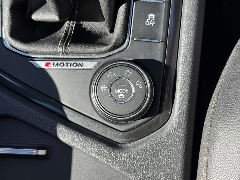 2017 Volkswagen Tiguan 2.0 Tiguan R-Line TDI BlueMotion Technology 4Motion 4WD 5dr - NATIONAL DEL...