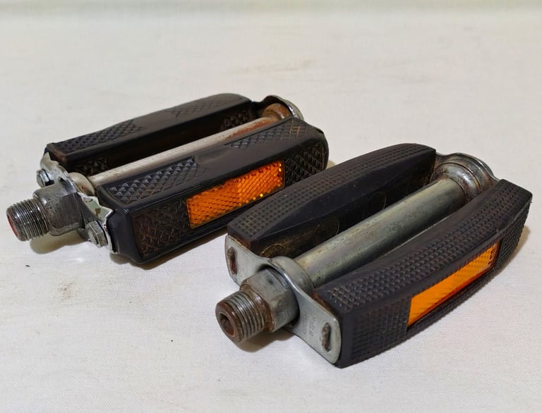 image for Bicycle Vintage Pedals For Classic Raleigh Bike / Chopper