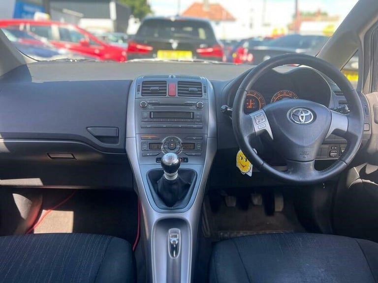 2009 Toyota Auris 1.6 V-Matic TR 5dr HATCHBACK Petrol Manual