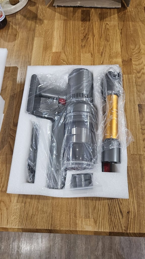 Cordless vacuum cleaner