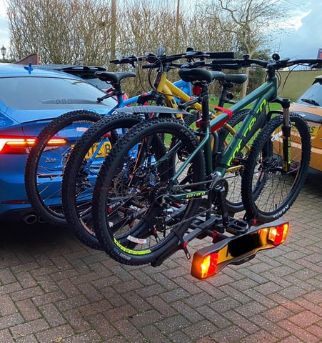 Halfords Bike tow bar carrier in Kettering, Northamptonshire