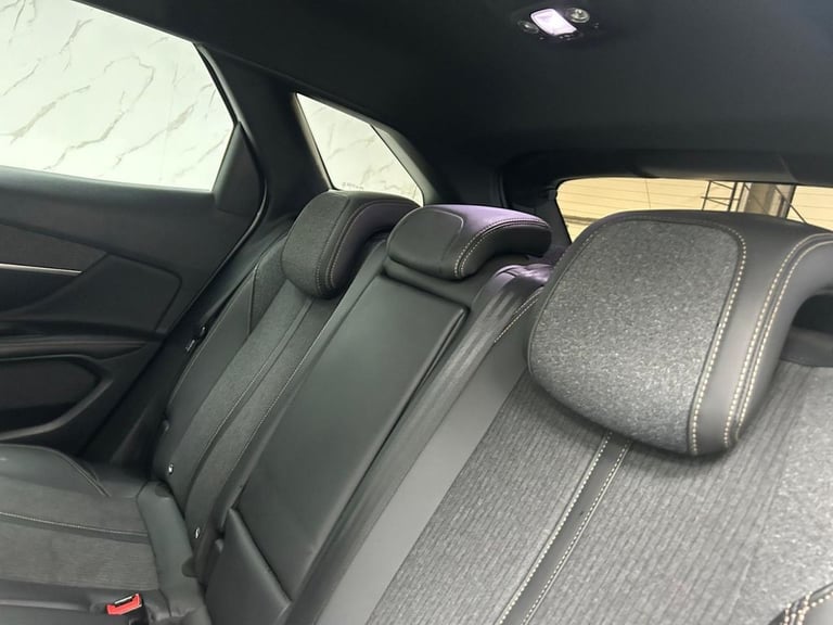 2018 Peugeot 3008 1.2 PureTech GT Line SUV 5dr Petrol Manual Euro 6 (s/s) (130 ps) 1 FORMER O HAT...