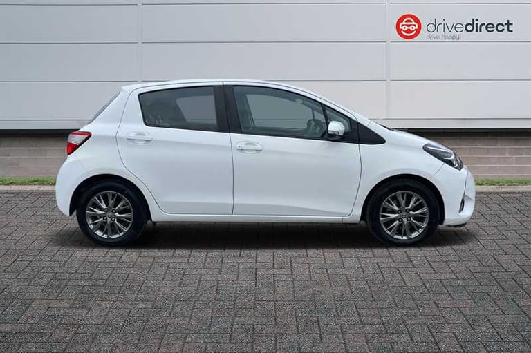 2019 Toyota Yaris 1.5 VVT-i Icon Hatchback 5dr Petrol CVT Euro 6 (111 ps) Hatchback Petrol Automatic