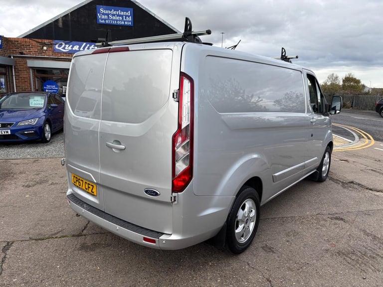 2017 Ford Transit Custom 2.0 TDCi 130ps Low Roof Limited Van PANEL VAN DIESEL Manual