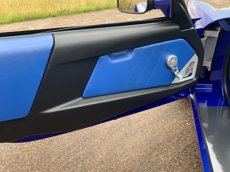 2005 Vauxhall VX220 2.0 i Turbo 16v Targa 2dr CONVERTIBLE Petrol Manual