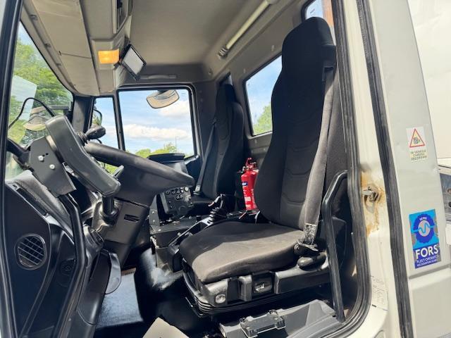 2018 18 Iveco Eurocargo 150-220 E6 Johnston VT651 dual sweep gully arm