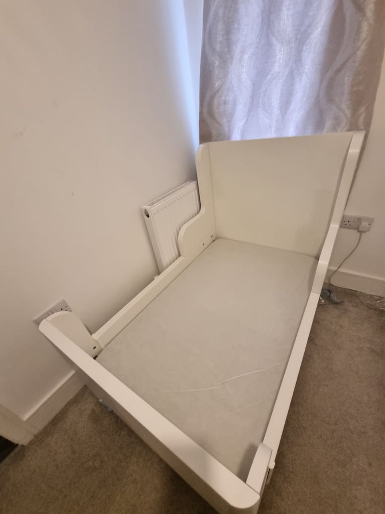 image for Ikea extendable bed with matresses