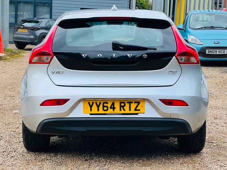 2014 Volvo V40 1.6 D2 SE Lux Hatchback 5dr Diesel Manual Euro 5 (s/s) (115 ps) HATCHBACK Diesel M...