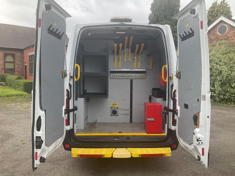 VAUXHALL MOVANO WELFARE VANS ON FINANCE FROM £283 PER PER MONTH 