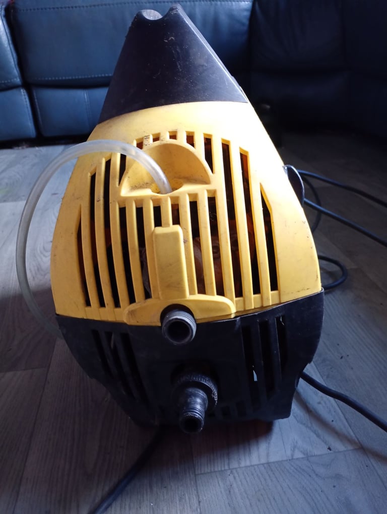 Karcher 380 pressure washer 