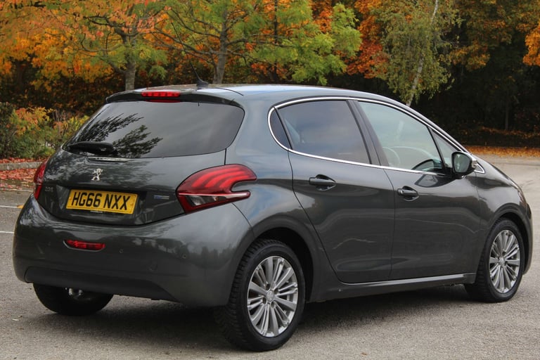 2017 Peugeot 208 1.2 208 Allure 5dr Hatchback Petrol Manual