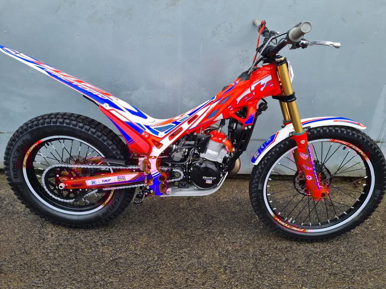 BETA EVO 300 FACTORY 2023 TRIALS BIKE, VERY CLEAN CONDITION