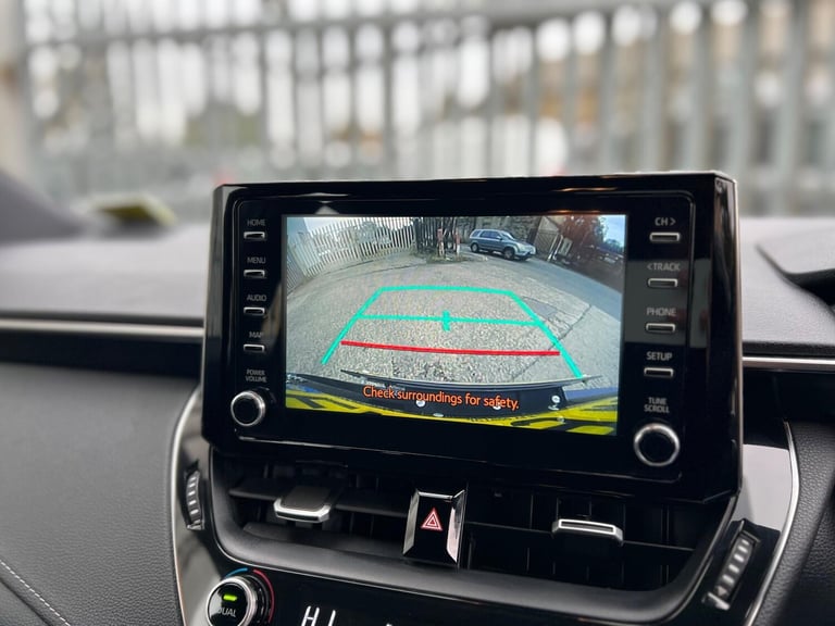 2019 Toyota Corolla 1.8 VVT-h Icon Tech Touring Sports CVT Euro 6 (s/s) 5dr ESTATE Petrol/Electri...