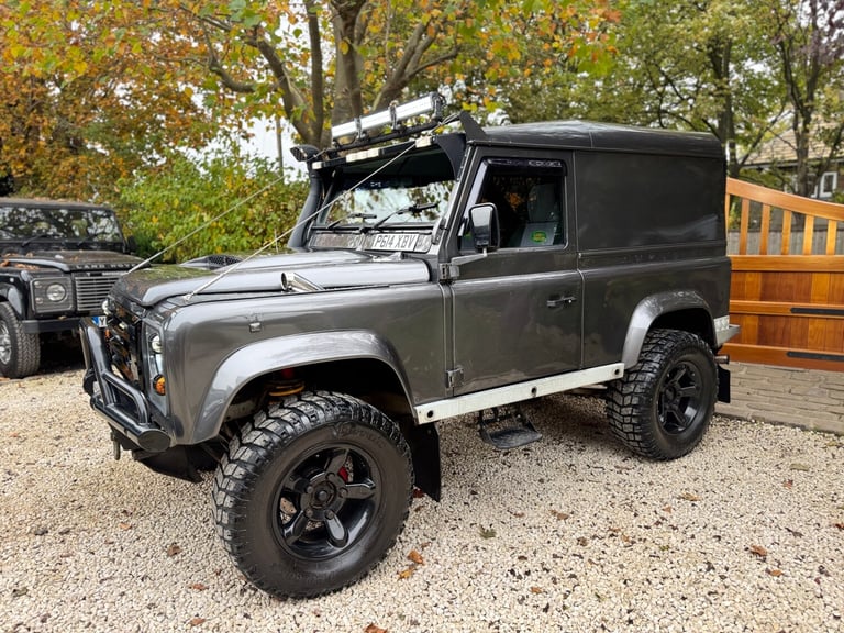 1997 P reg Land Rover Defender 90 300TDi 