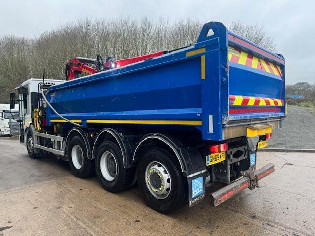 2019 69 Mercedes Econic 3235 E6 8x4 rear steer steel tipper epsilon crane & grab