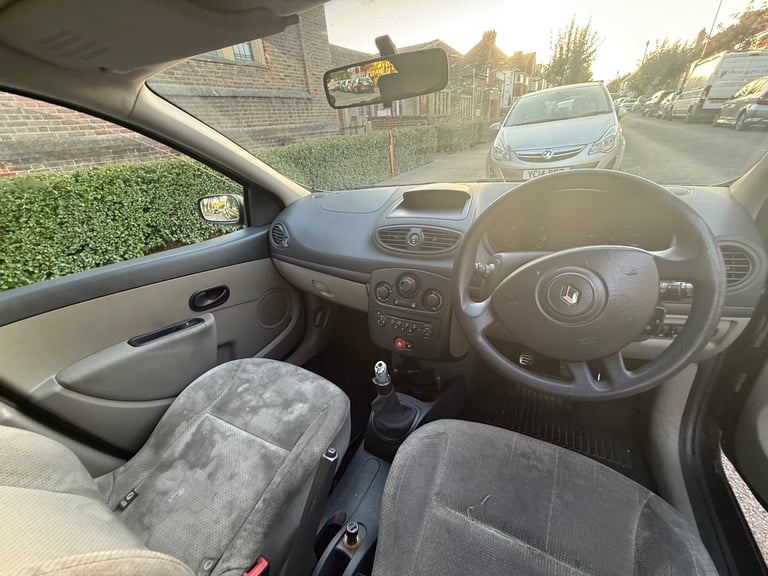 *RENAULT*CLIO, (06), ULEZ FREE, PETROL***