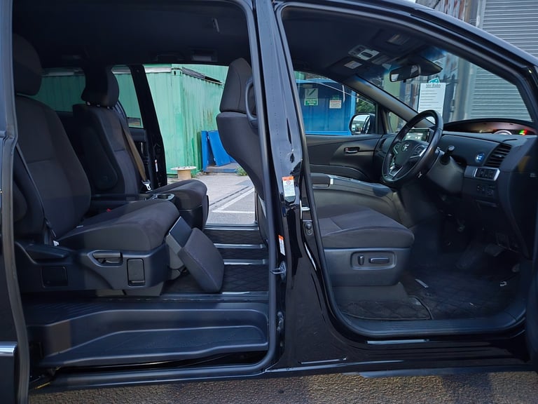 2016 Toyota Estima Aeras ULEZ compliance warranted mileage   Hybrid Electric Automatic