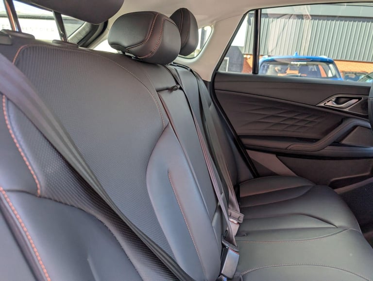 2025 MG MG HS 1.5 T-GDI Trophy DCT Euro 6 (s/s) 5dr ESTATE Petrol Automatic