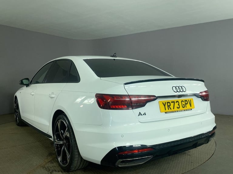 2023 73 AUDI A4 2.0 TFSI 35 BLACK EDITION SALOON 4DR PETROL S TRONIC EURO 6 (S/S