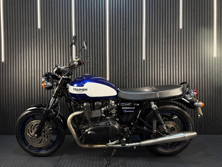 2015 Triumph Bonneville Newchurch 865