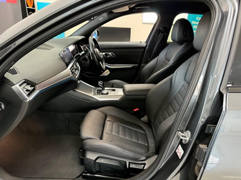 2021 BMW 3 Series 2.0 330e 12kWh M Sport Touring Auto Euro 6 (s/s) 5dr Estate PETROL/ELECTRIC Aut...