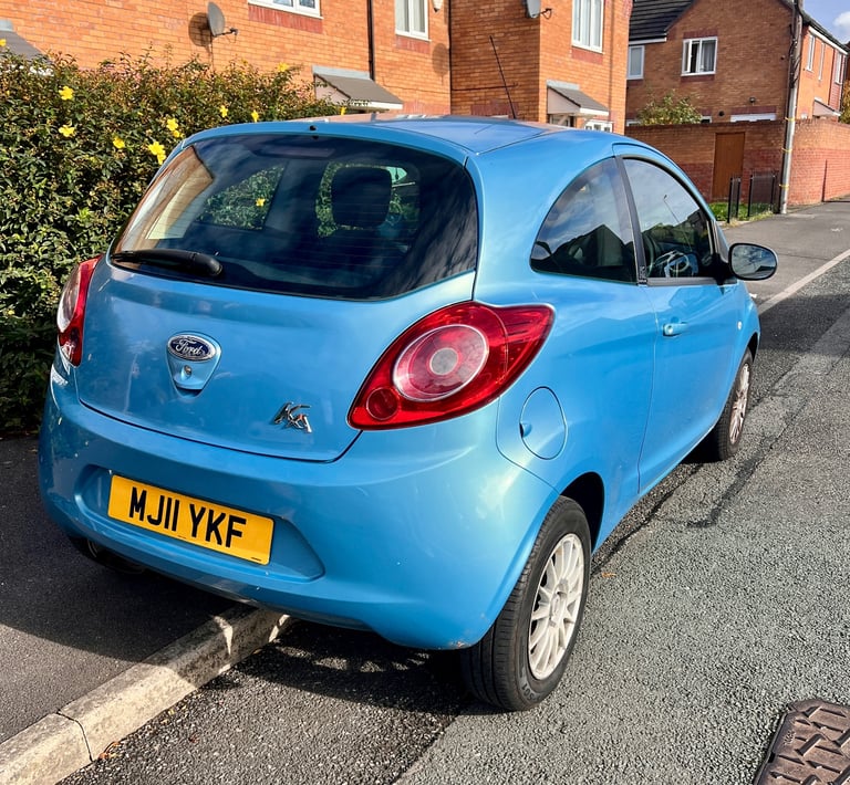 Ford, KA, Hatchback, 2011, Manual, 1242 (cc), 3 doors