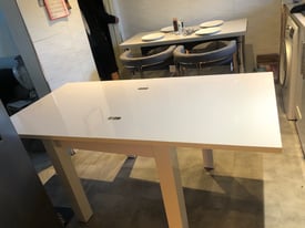 Extending kitchen table 