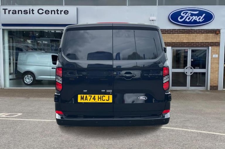 2024 Ford Transit Custom 300 Limited L2 LWB FWD 2.0 EcoBlue 136ps CRUISE CONTROL, PLY LINED, AIR ...