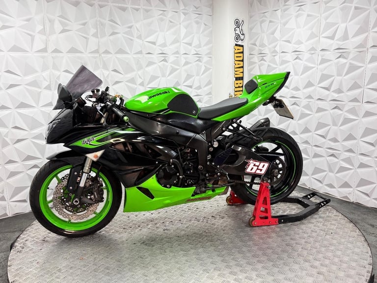 2012 Kawasaki ZX600 | *WARRANTY PROVIDED*