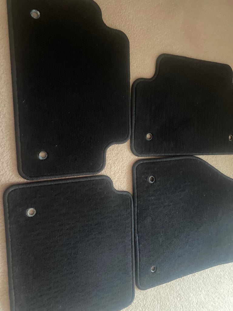 image for Set of 4 Official Jaguar Carpet Mats