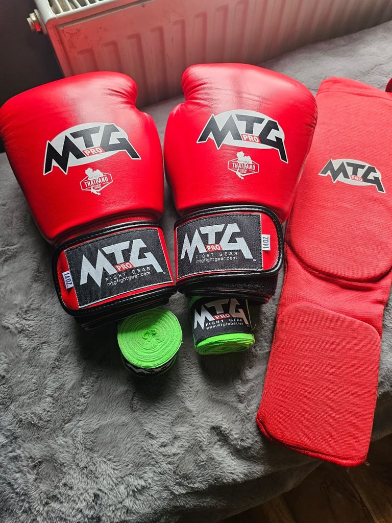 14oz MTG Pro Red Velcro Boxing Gloves, Wrist wraps and shin pad