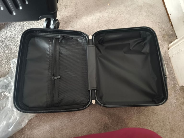 (OFFER🥳) Trolley bag for day trip or school 