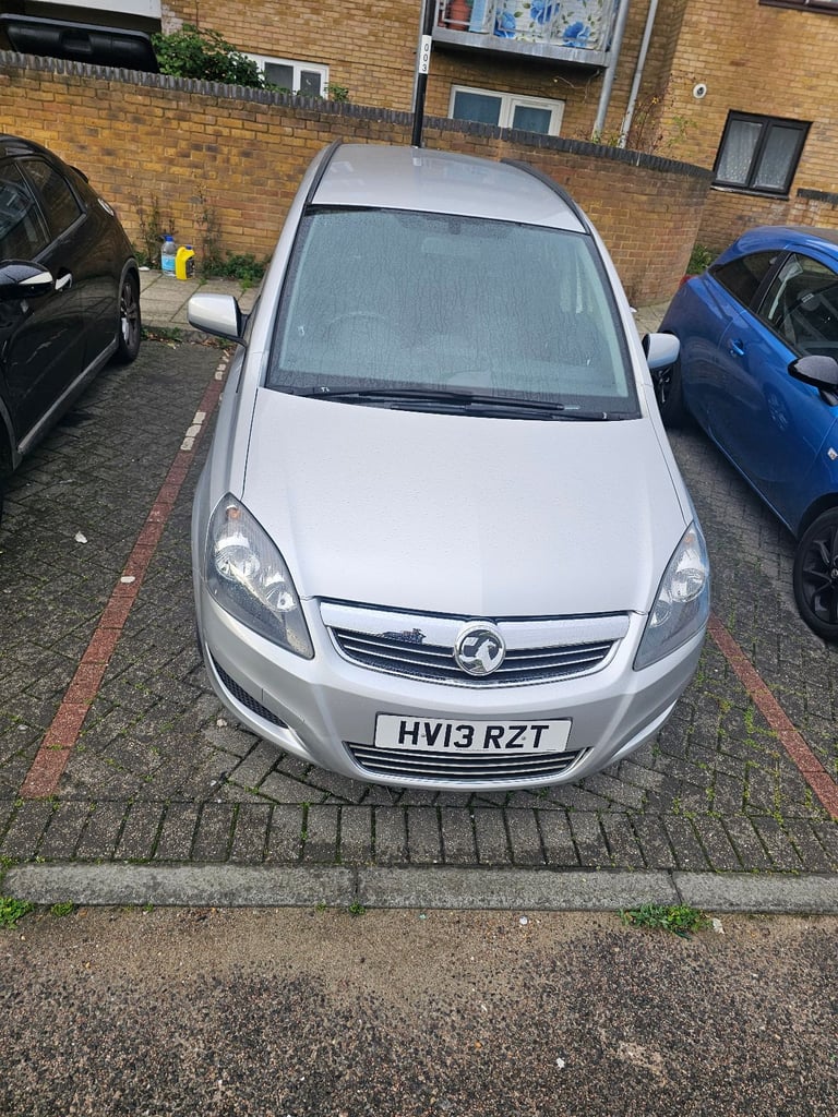 Vauxhall zafira 2013 1.6 petrol Manual 