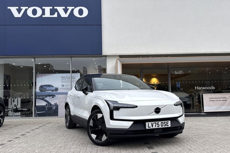 2025 Volvo EX30 Single Motor Extended Range 69kWh Plus SUV 5dr Electric Auto (272 ps) ESTATE Elec...