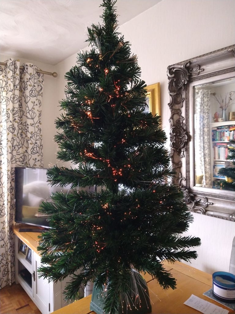 image for 4 ft fibre optic Christmas tree 