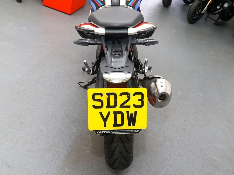2023 '23 BMW G310R. ONLY 1,182 MILES. Heated Grips. A2 Legal. Great Value £3,695
