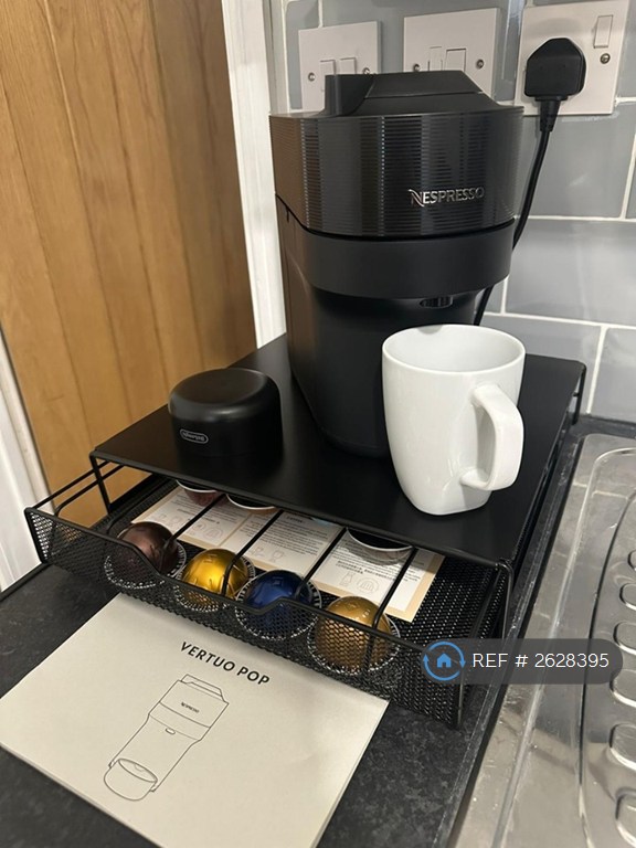 1 bedroom flat in William Street, Reading, RG1 (1 bed) (#2628395)